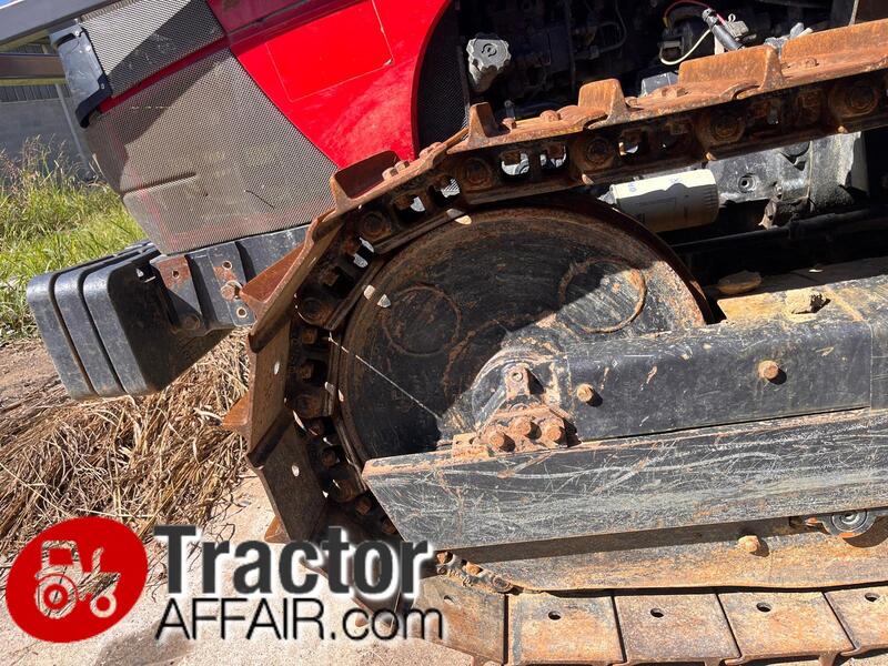 TRATTORE MCCORMICK T85F CINGOLATO FRUTTETO LANDINI MASSEY FERGUSON -PHOTO-2024-09-29-18-23-01 4.jpg